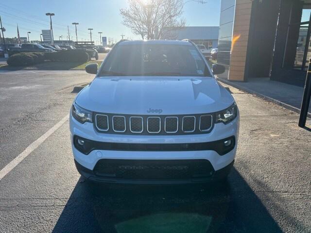 2024 Jeep Compass COMPASS LATITUDE 4X4