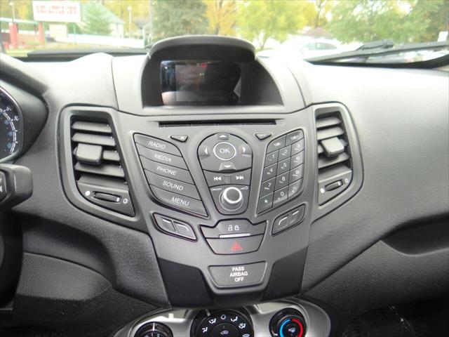 2015 Ford Fiesta SE