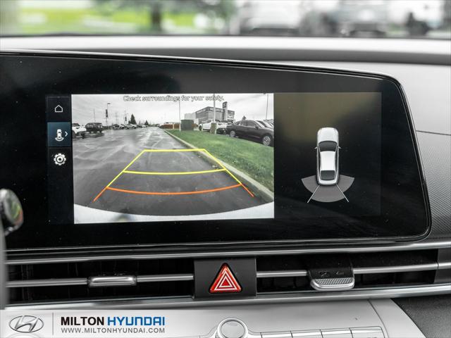 Elantra Hybrid Luxury Two-Tone Interior