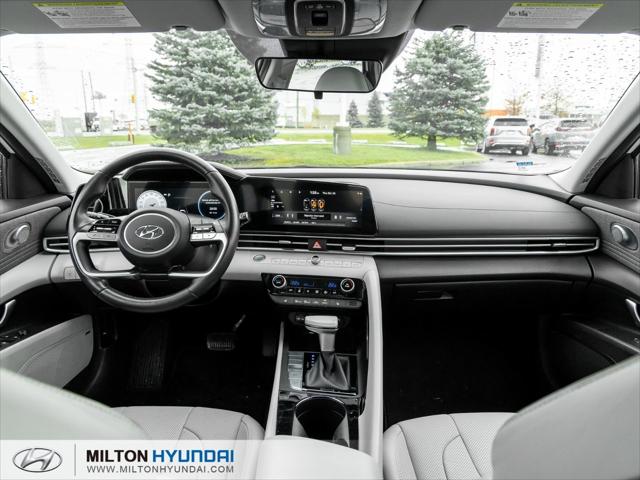 Elantra Hybrid Luxury Two-Tone Interior