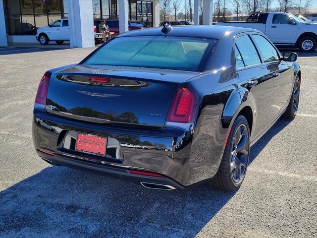 2023 Chrysler Chrysler 300 300 TOURING