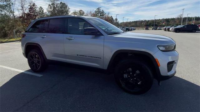 2024 Jeep Grand Cherokee GRAND CHEROKEE ALTITUDE 4X4