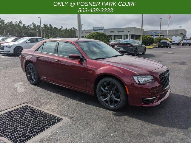 2023 Chrysler Chrysler 300 300 TOURING L RWD