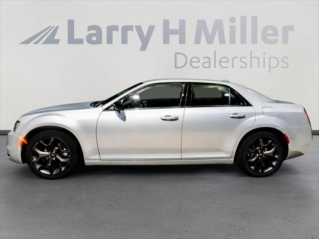 2023 Chrysler Chrysler 300 300 TOURING