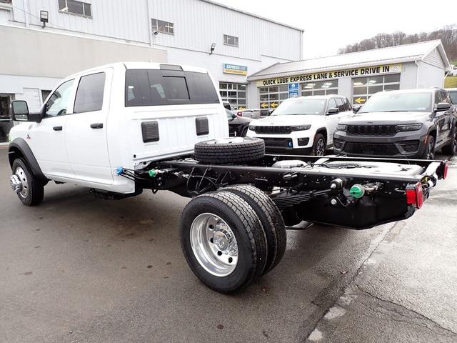 2024 RAM Ram 5500 Chassis Cab RAM 5500 TRADESMAN CHASSIS CREW CAB 4X4 60 CA