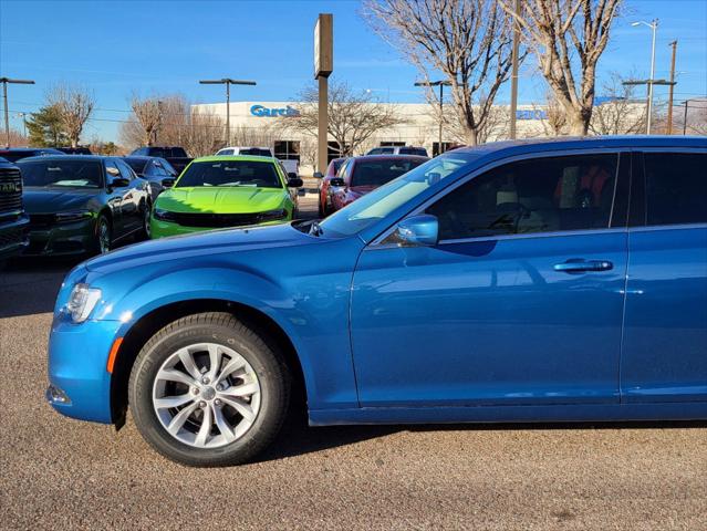 2023 Chrysler Chrysler 300 300 TOURING