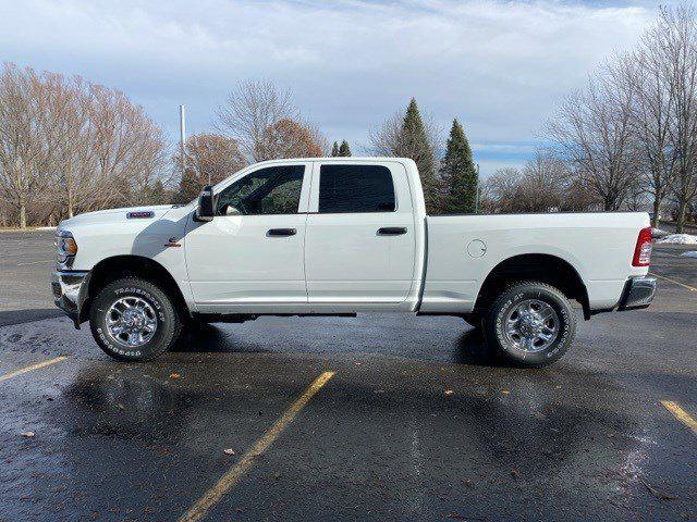 2024 RAM Ram 3500 RAM 3500 TRADESMAN CREW CAB 4X4 64 BOX