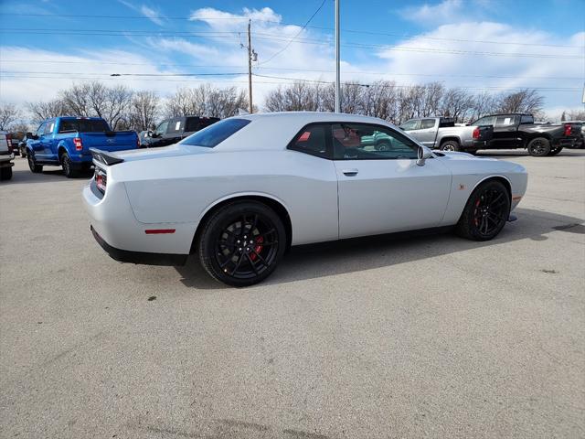 2023 Dodge Challenger CHALLENGER R/T SCAT PACK