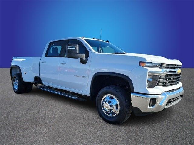 2024 Chevrolet Silverado 3500HD 4WD Crew Cab Long Bed LT
