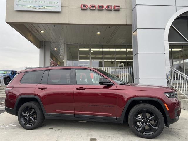 2023 Jeep Grand Cherokee L Altitude 4x4