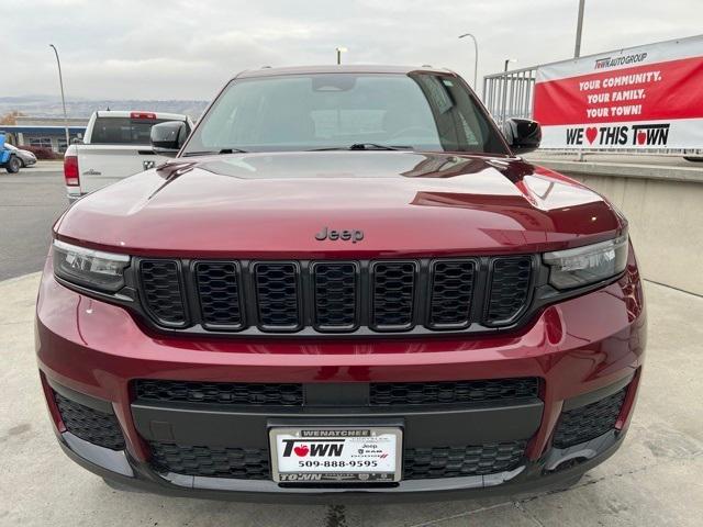 2023 Jeep Grand Cherokee L Altitude 4x4 2023 Jeep Grand Cherokee L Altitude 4x4