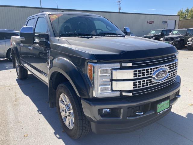 2017 Ford F-250 Platinum 2017 Ford F-250 Platinum