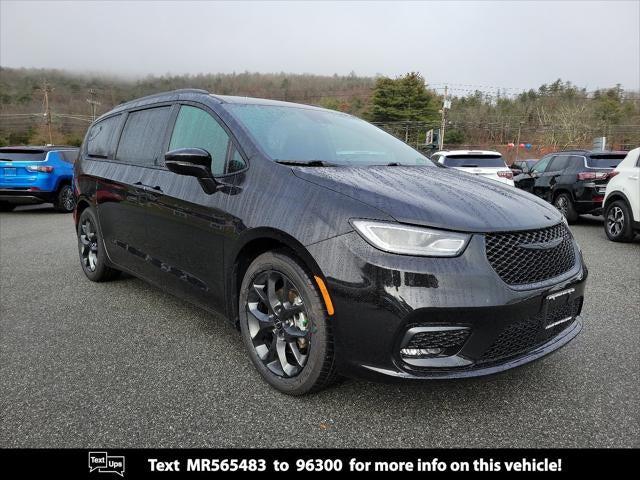 2021 Chrysler Pacifica Touring