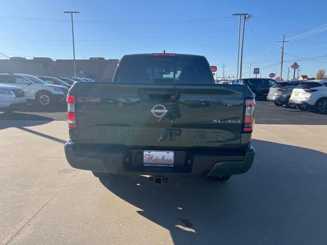 2024 Nissan Frontier Crew Cab SL 4x4