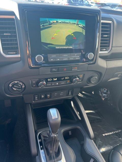 2024 Nissan Frontier Crew Cab SL 4x4