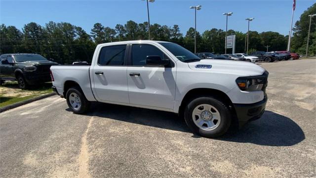 2024 RAM Ram 1500 RAM 1500 TRADESMAN CREW CAB 4X4 57 BOX