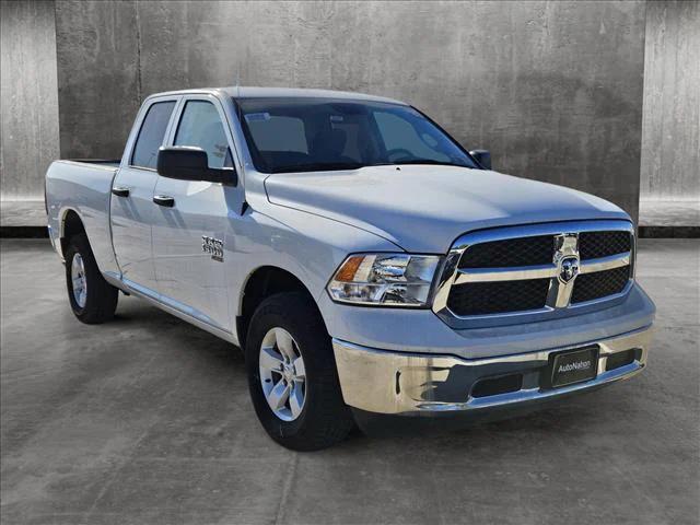 2023 RAM Ram 1500 Classic RAM 1500 CLASSIC TRADESMAN QUAD CAB 4X4 64 BOX