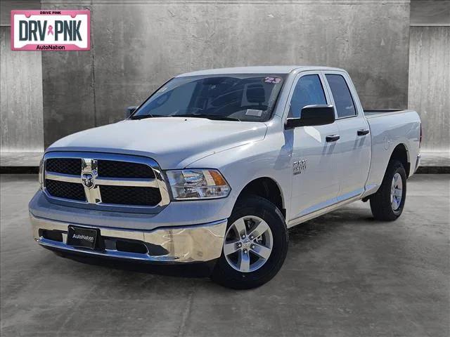 2023 RAM Ram 1500 Classic RAM 1500 CLASSIC TRADESMAN QUAD CAB 4X4 64 BOX