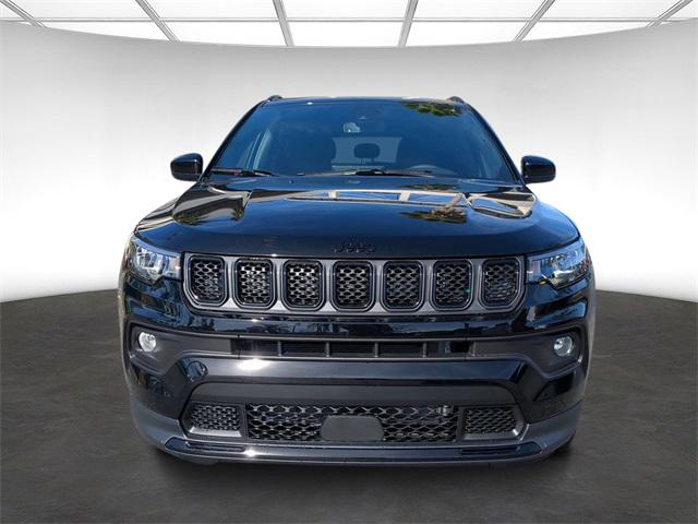 2024 Jeep Compass COMPASS LATITUDE 4X4