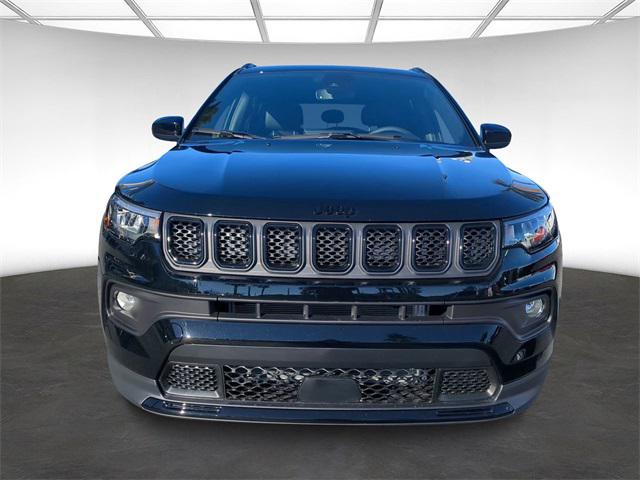 2024 Jeep Compass COMPASS LATITUDE 4X4