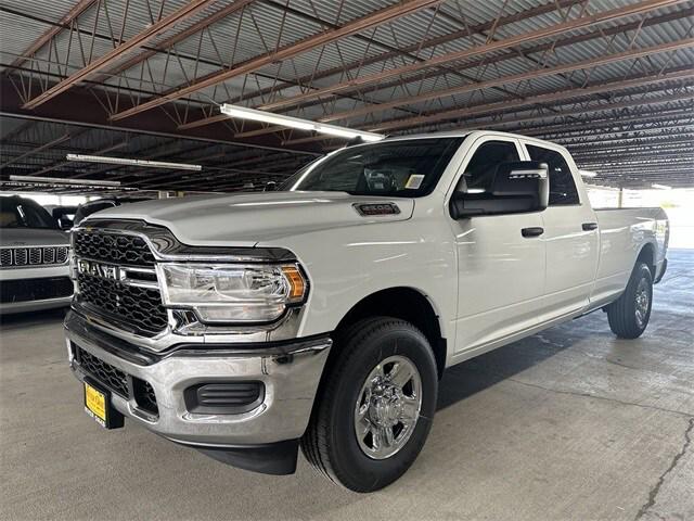 2024 RAM Ram 2500 RAM 2500 TRADESMAN CREW CAB 4X2 8 BOX