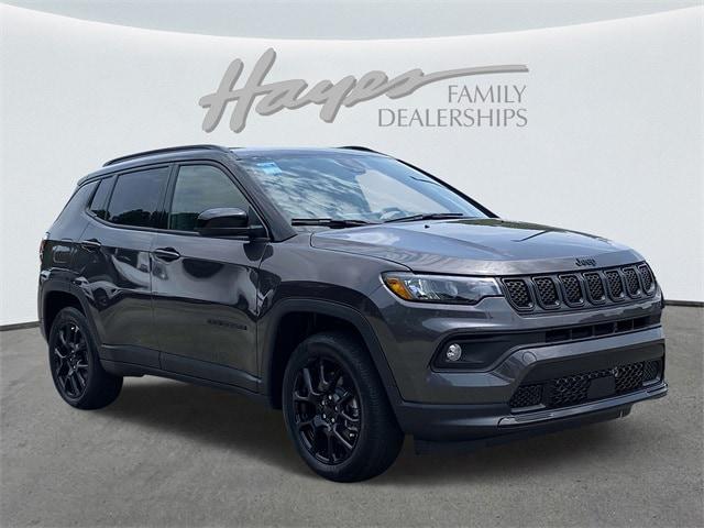 2024 Jeep Compass COMPASS LATITUDE 4X4