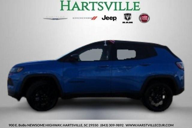 2024 Jeep Compass COMPASS LATITUDE 4X4