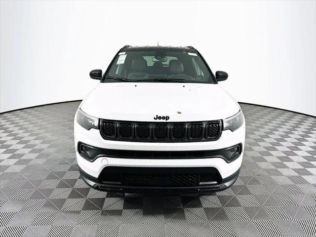 2024 Jeep Compass COMPASS LATITUDE 4X4