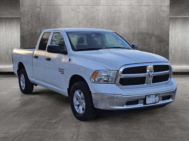 2023 RAM Ram 1500 Classic RAM 1500 CLASSIC TRADESMAN QUAD CAB 4X4 64 BOX