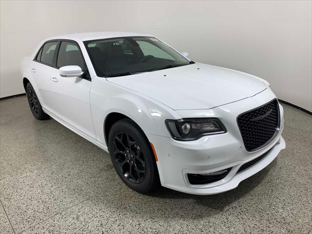 2023 Chrysler Chrysler 300 300 TOURING L AWD