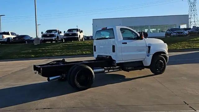 2023 Chevrolet Silverado MD LT