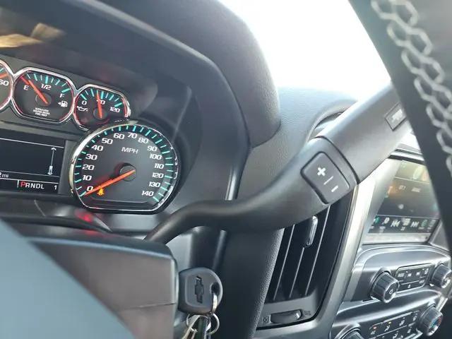 2023 Chevrolet Silverado MD LT
