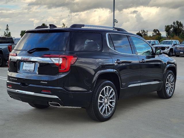 2023 GMC Acadia AWD Denali 23