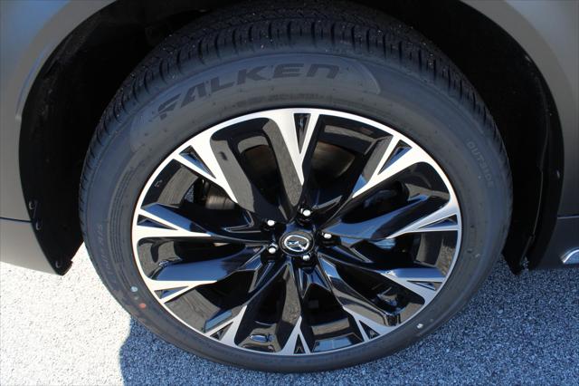 2024 Mazda X-90 Premium