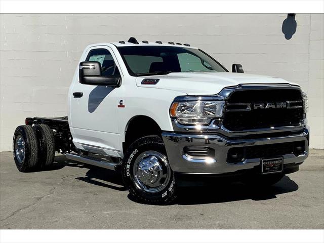 2024 RAM Ram 3500 Chassis Cab RAM 3500 TRADESMAN CHASSIS REGULAR CAB 4X4 60 CA