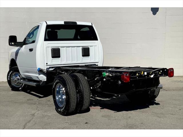 2024 RAM Ram 3500 Chassis Cab RAM 3500 TRADESMAN CHASSIS REGULAR CAB 4X4 60 CA