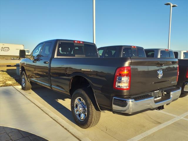 2024 RAM Ram 2500 RAM 2500 TRADESMAN CREW CAB 4X4 8 BOX