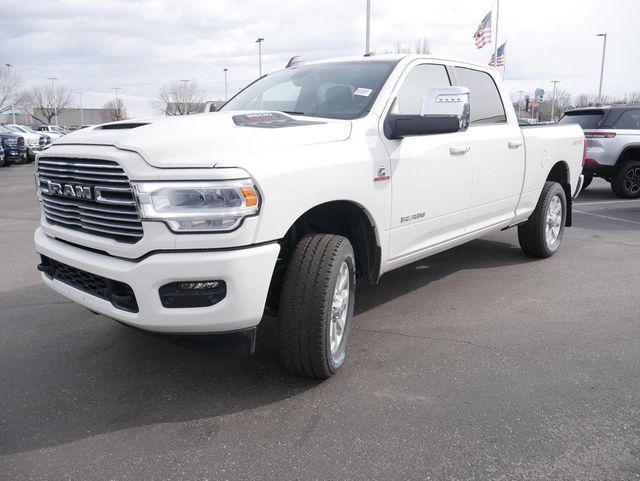 2024 RAM Ram 3500 RAM 3500 LARAMIE CREW CAB 4X4 64 BOX