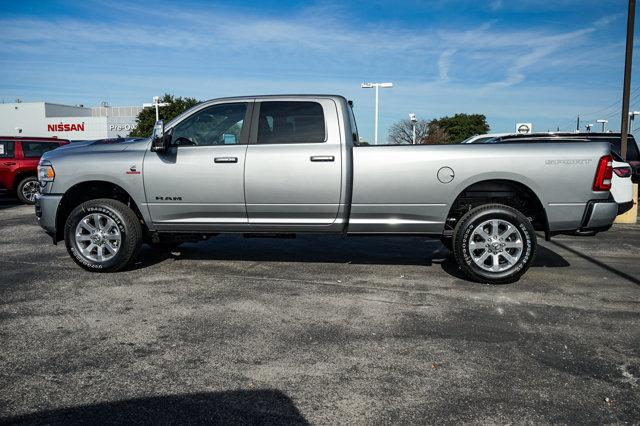 2024 RAM Ram 3500 RAM 3500 LARAMIE CREW CAB 4X4 8 BOX