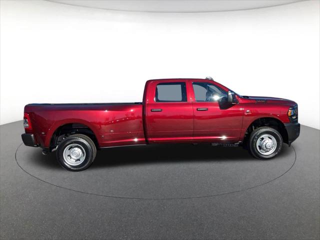 2024 RAM Ram 3500 RAM 3500 TRADESMAN CREW CAB 4X4 8 BOX