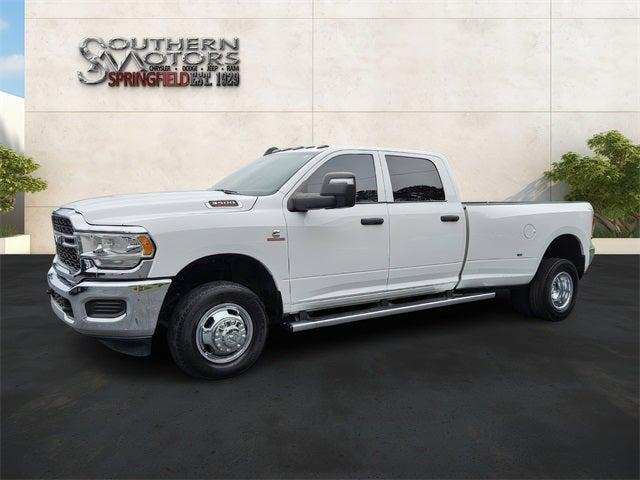 2023 RAM 3500 Tradesman Crew Cab 4x4 8 Box 2023 RAM 3500 Tradesman Crew Cab 4x4 8 Box