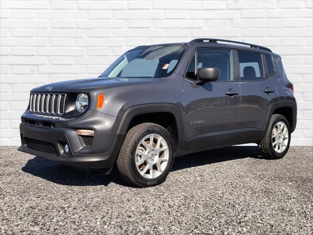 2023 Jeep Renegade RENEGADE LATITUDE 4X4