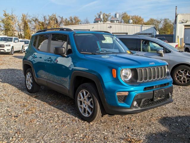 2022 Jeep Renegade Latitude 4x4 2022 Jeep Renegade Latitude 4x4