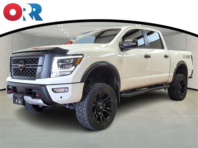 2021 Nissan TITAN Crew Cab PRO-4X 4x4