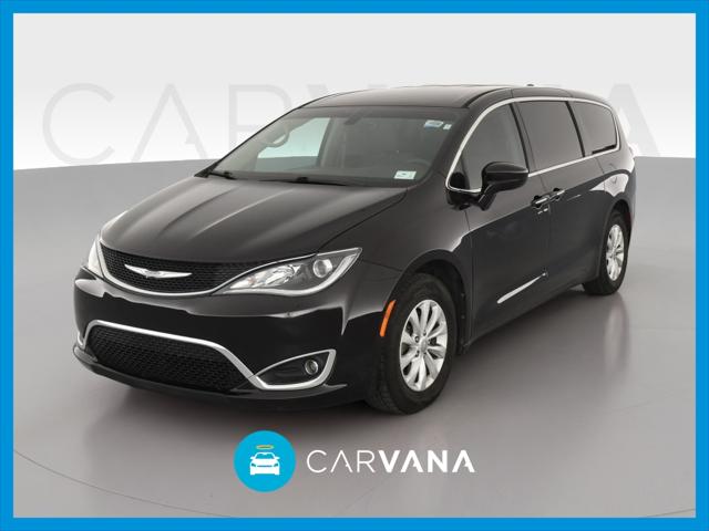 Used 2018 Chrysler Pacifica Wagon 4D Touring L Plus V6 Ratings, Values ...