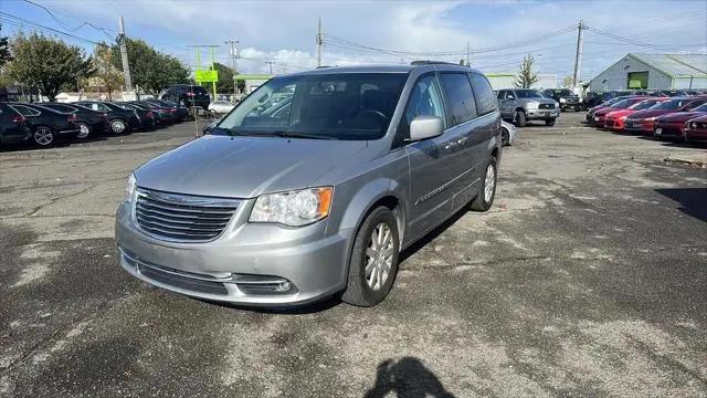 2016 Chrysler Town & Country Touring for sale in Eugene, OR