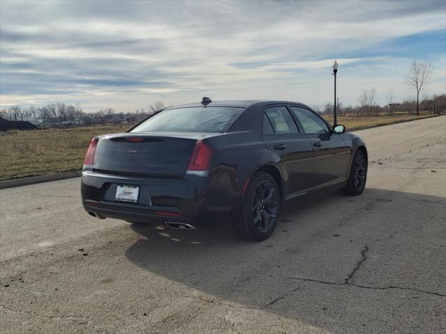 2023 Chrysler Chrysler 300 300S V6