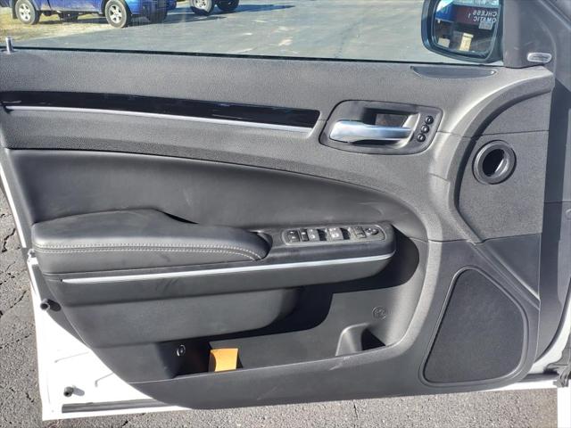 2023 Chrysler Chrysler 300 300S V6 2023 Chrysler Chrysler 300 300S V6