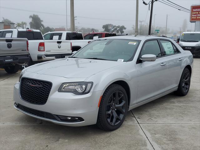 2023 Chrysler Chrysler 300 300S V6