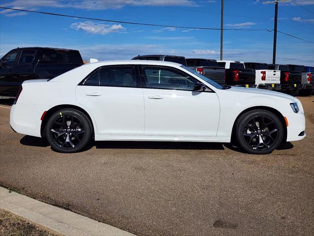 2023 Chrysler Chrysler 300 300 TOURING